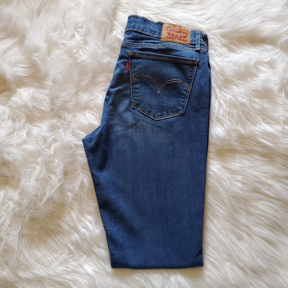 Levi jeans